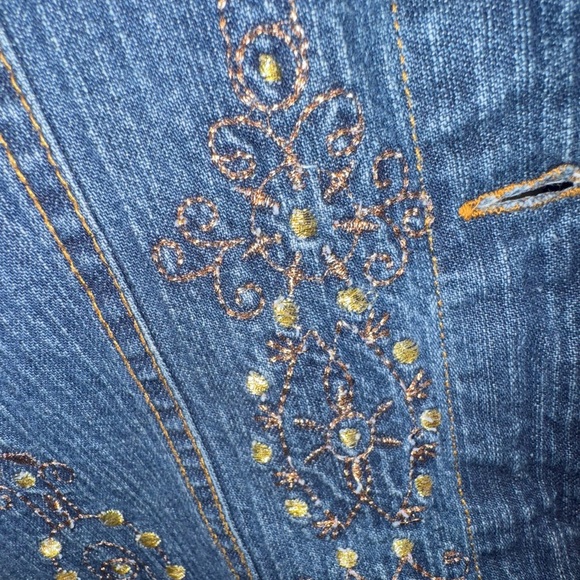 Vintage gold Embroidered Denim Jacket 90’s western style floral embroidery - Picture 3 of 11